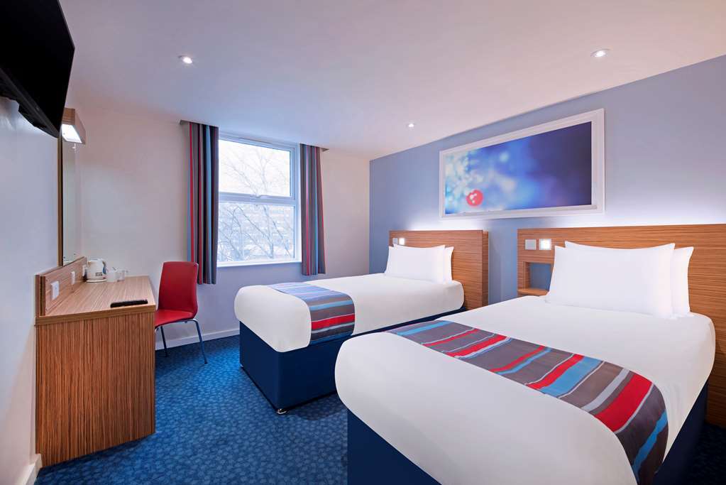 Travelodge Cameron Toll Hotel Edinburgh Bilik gambar